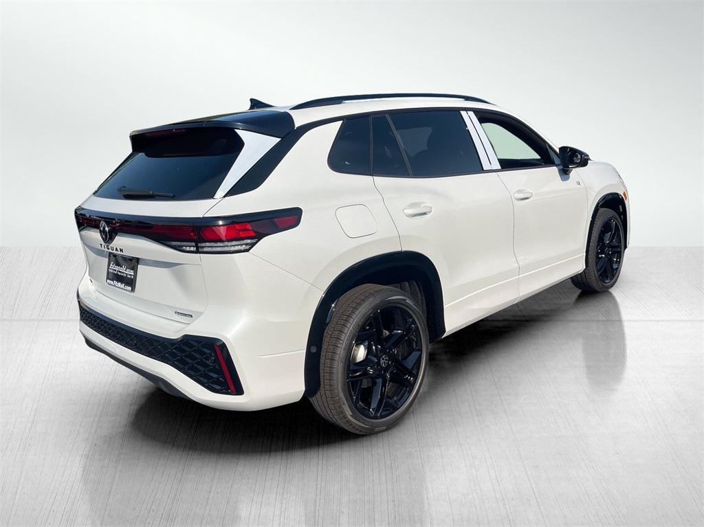 new 2025 Volkswagen Tiguan car, priced at $37,832