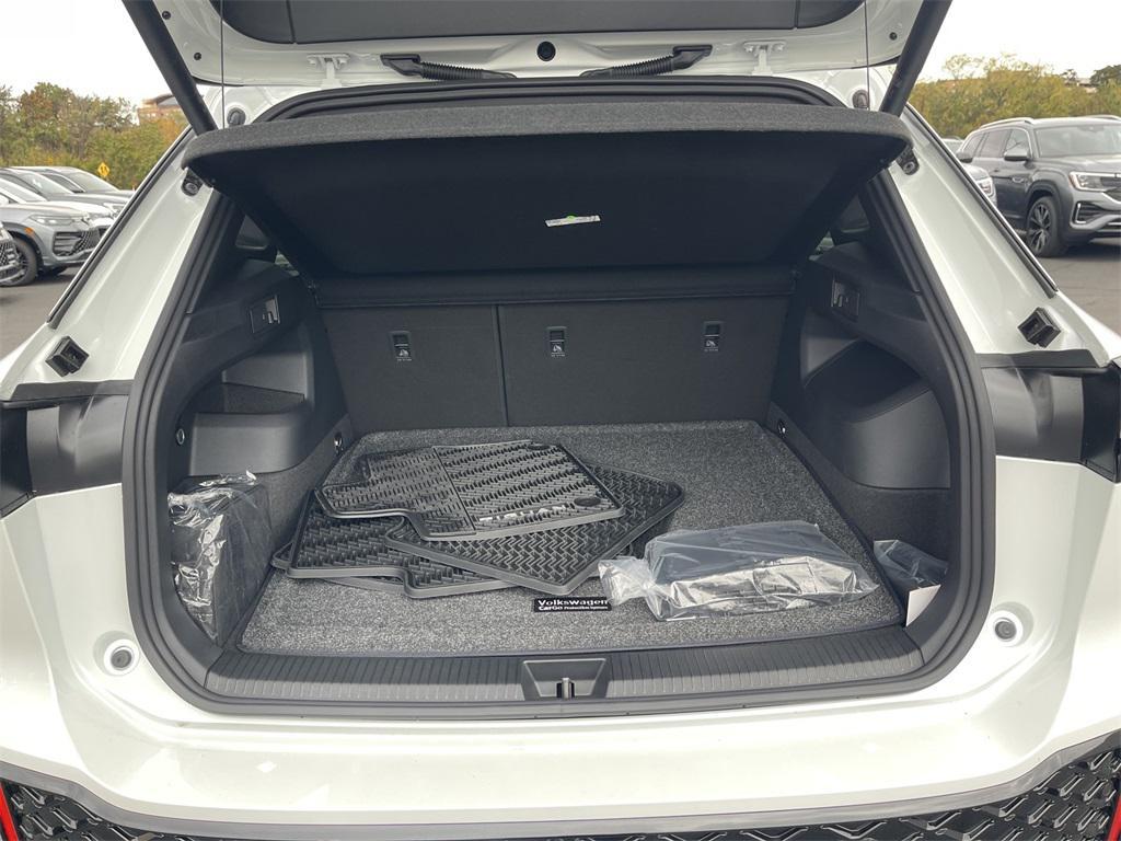 new 2026 Volkswagen Tiguan car, priced at $44,481