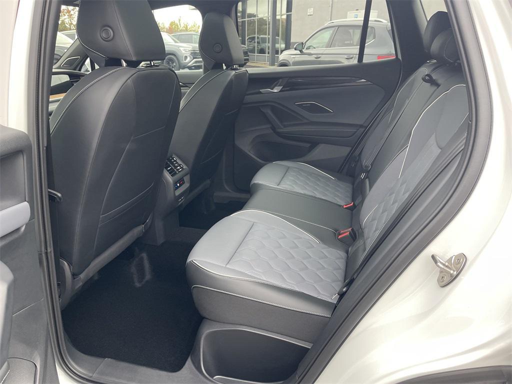 new 2026 Volkswagen Tiguan car, priced at $44,481