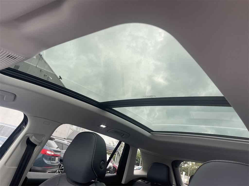 new 2025 Volkswagen Tiguan car, priced at $36,111