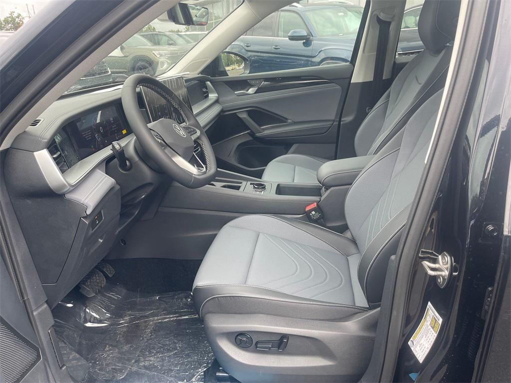 new 2025 Volkswagen Tiguan car, priced at $36,111