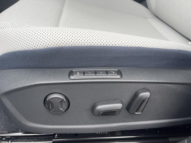 new 2025 Volkswagen ID.4 car, priced at $53,347