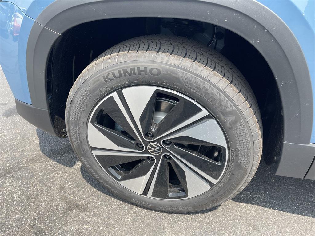 new 2025 Volkswagen Taos car, priced at $31,453