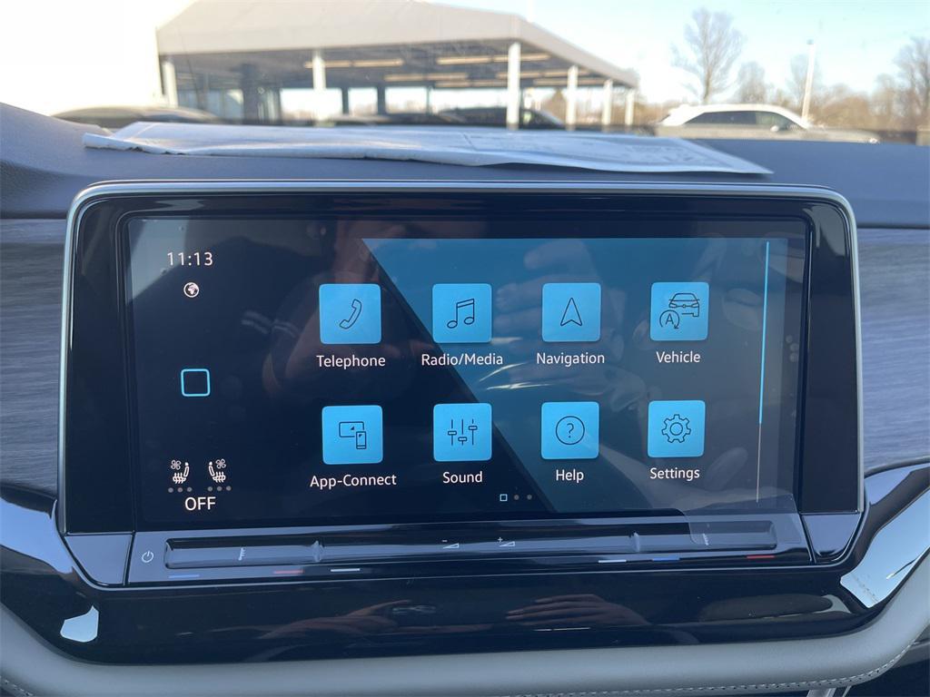 new 2025 Volkswagen Atlas car, priced at $52,340