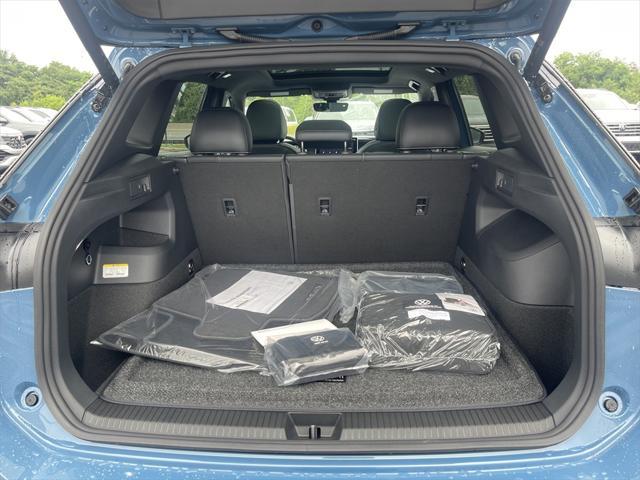new 2025 Volkswagen Tiguan car, priced at $38,287