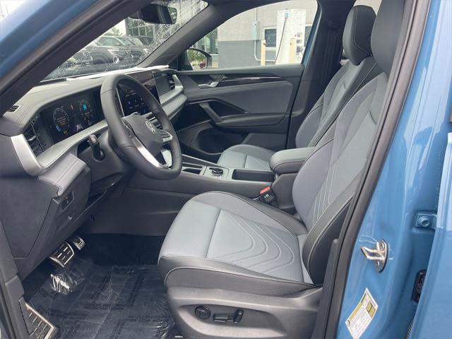 new 2025 Volkswagen Tiguan car, priced at $38,287