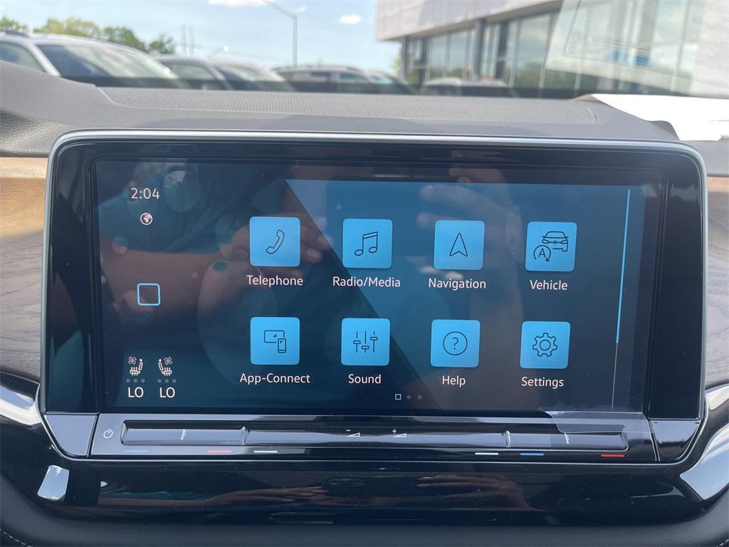 new 2025 Volkswagen Atlas car, priced at $45,266
