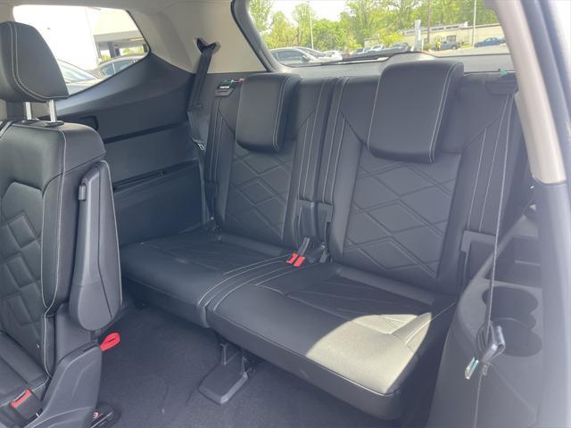 new 2025 Volkswagen Atlas car, priced at $45,866