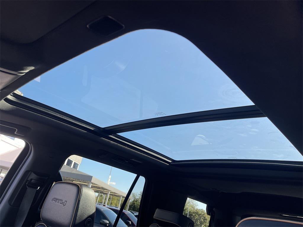 used 2024 GMC Yukon car, priced at $67,990