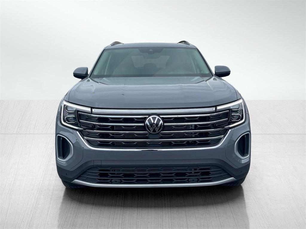 new 2025 Volkswagen Atlas car, priced at $45,430