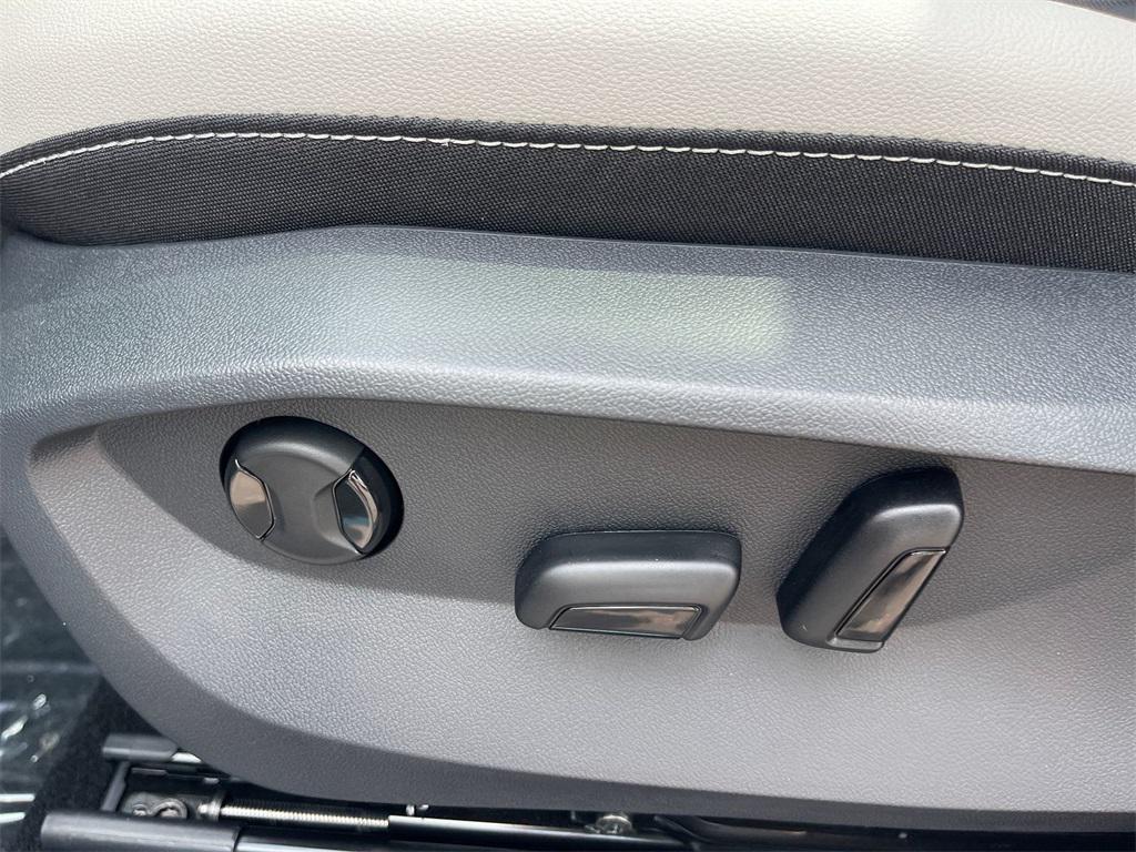 new 2025 Volkswagen Taos car, priced at $31,469