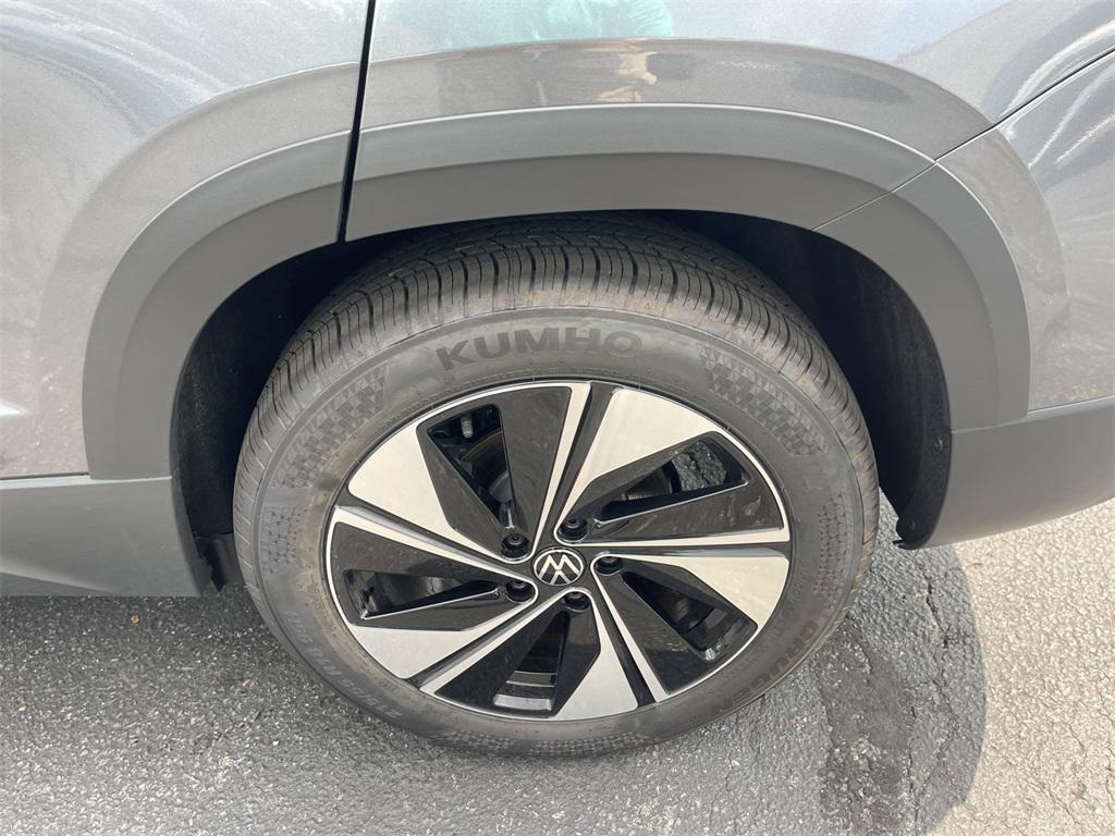 new 2025 Volkswagen Taos car, priced at $31,469