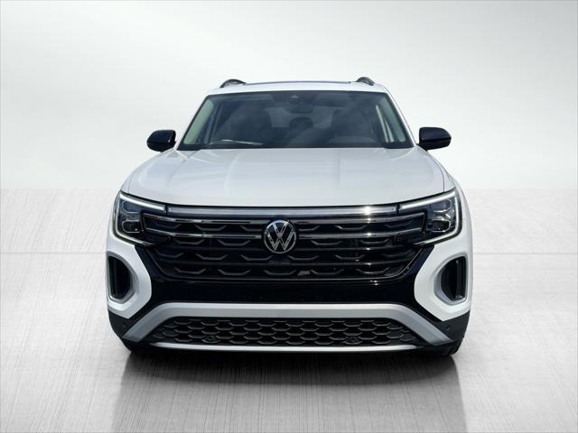 new 2024 Volkswagen Atlas car, priced at $41,357