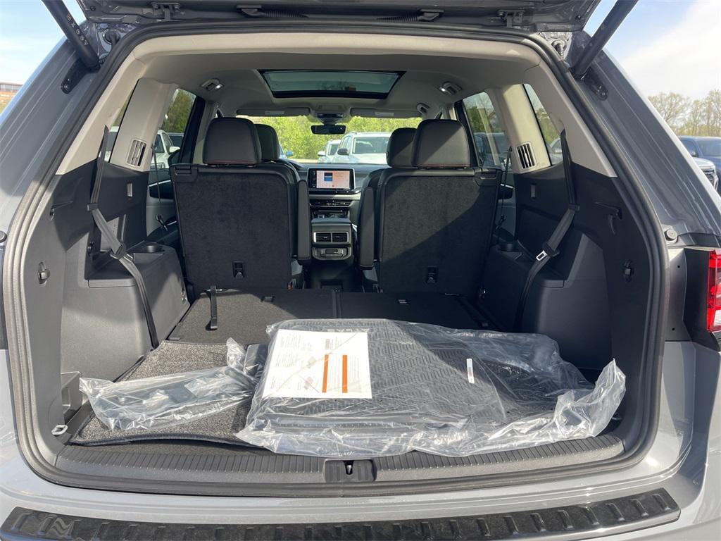 new 2025 Volkswagen Atlas car, priced at $47,499