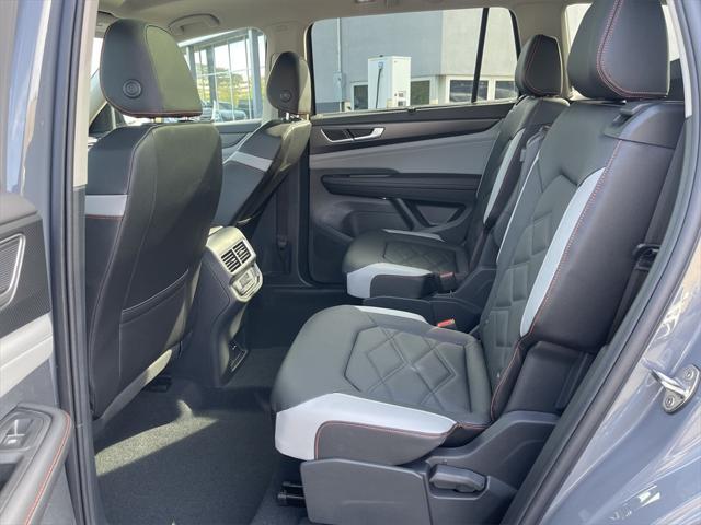 new 2025 Volkswagen Atlas car, priced at $47,649
