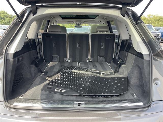 used 2022 Audi Q7 car, priced at $38,994