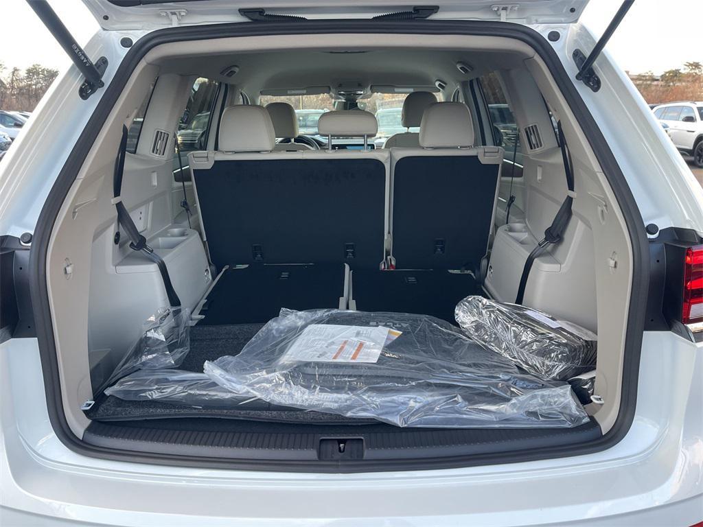 new 2026 Volkswagen Atlas car, priced at $40,133