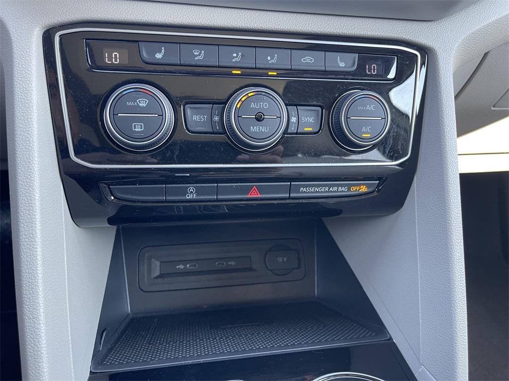 used 2022 Volkswagen Atlas car, priced at $29,990