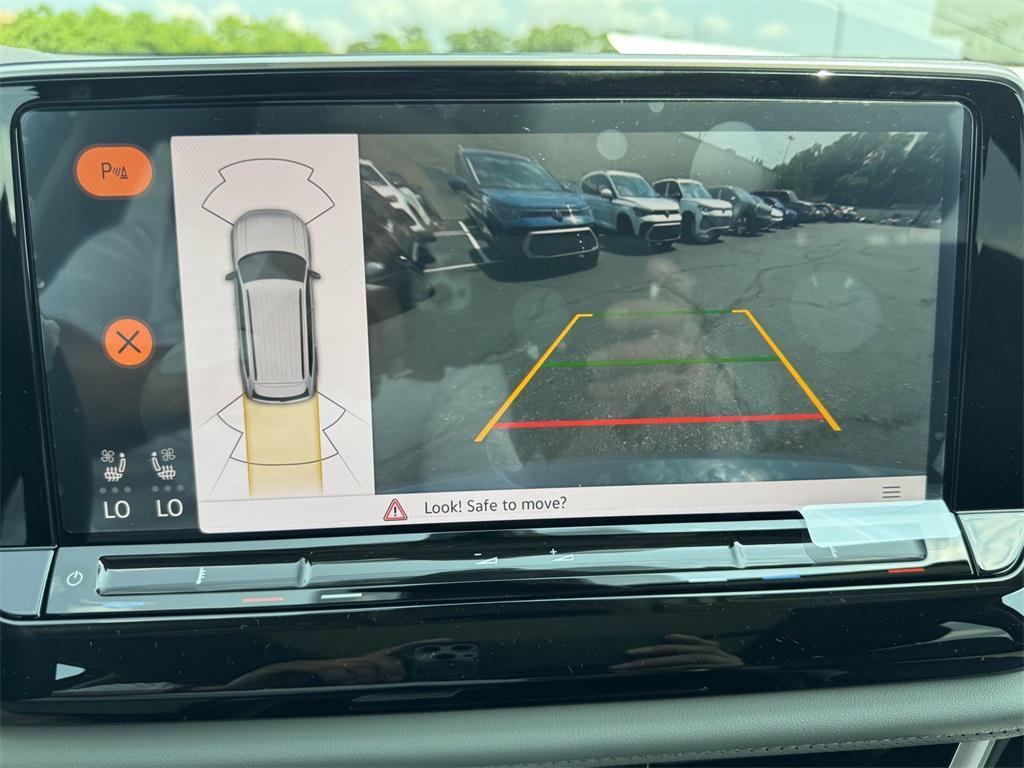 new 2025 Volkswagen Atlas car, priced at $46,189