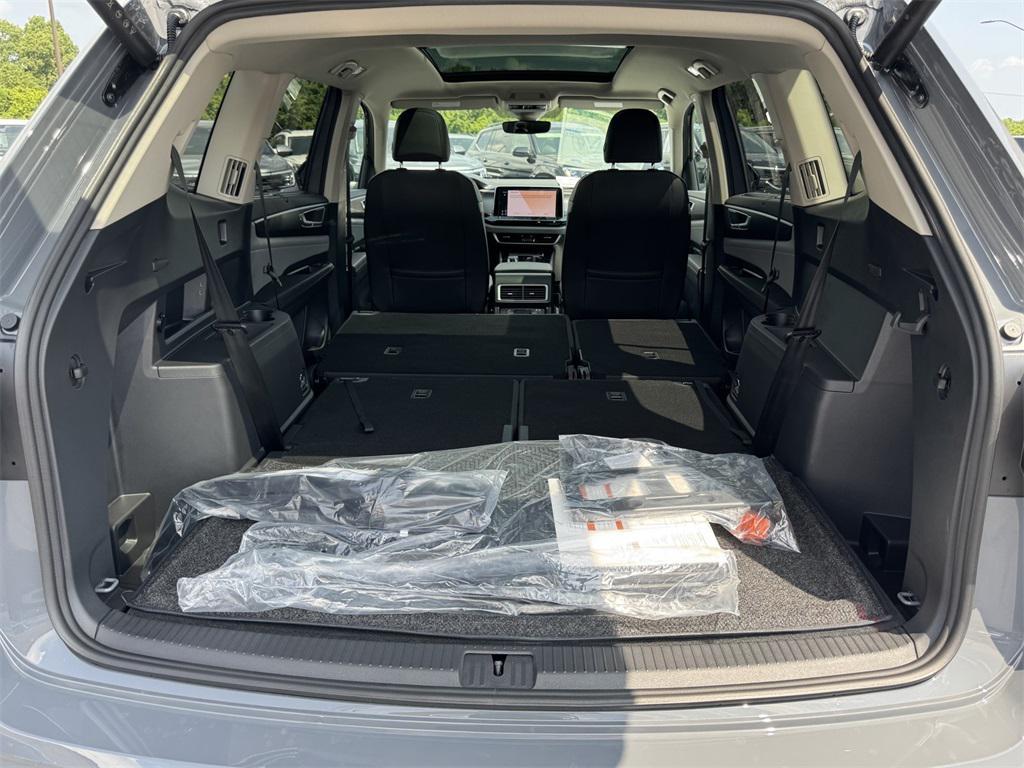 new 2025 Volkswagen Atlas car, priced at $46,189
