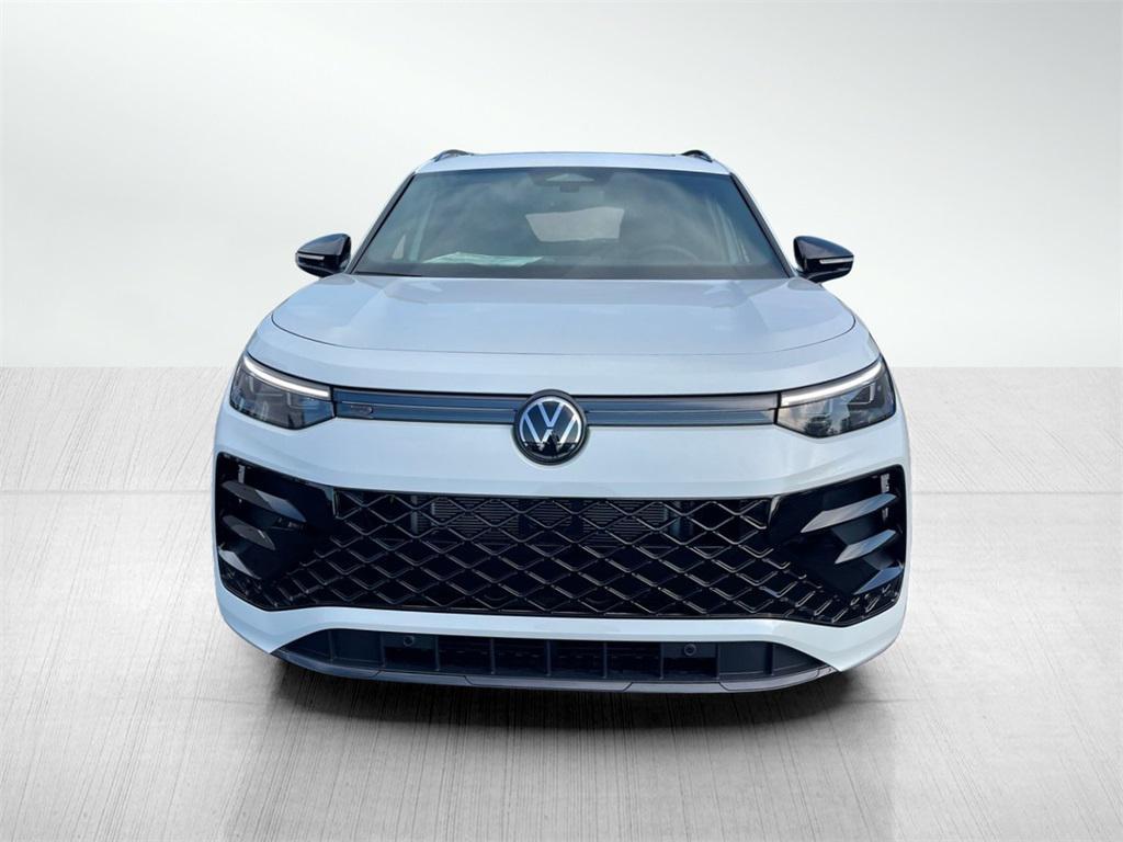 new 2025 Volkswagen Tiguan car, priced at $37,809