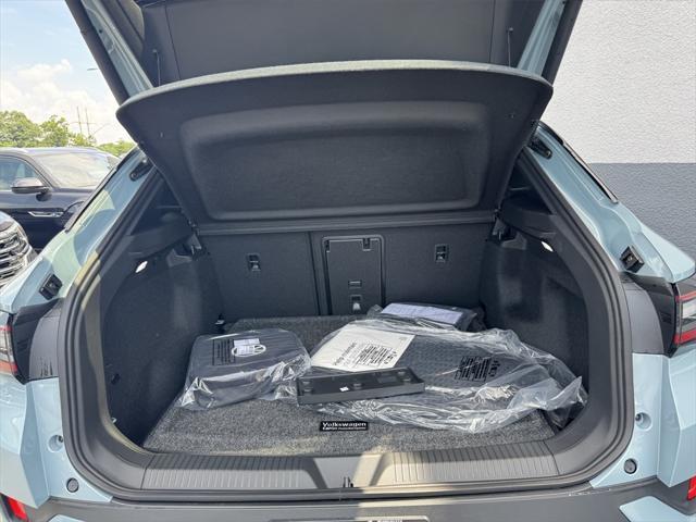 new 2025 Volkswagen ID.4 car, priced at $52,847