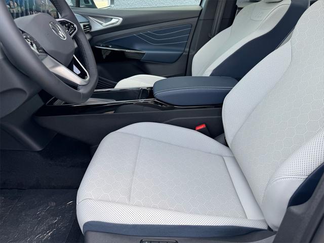 new 2025 Volkswagen ID.4 car, priced at $52,847
