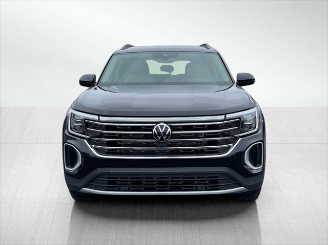 new 2024 Volkswagen Atlas car, priced at $41,668
