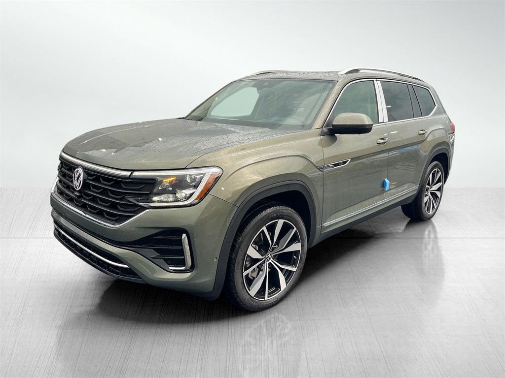 new 2025 Volkswagen Atlas car, priced at $53,048