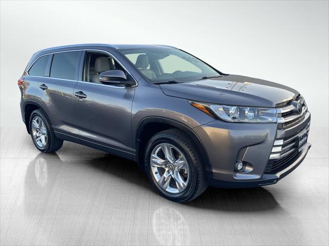 used 2019 Toyota Highlander car, priced at $31,990