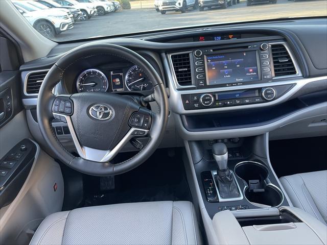 used 2019 Toyota Highlander car, priced at $31,990