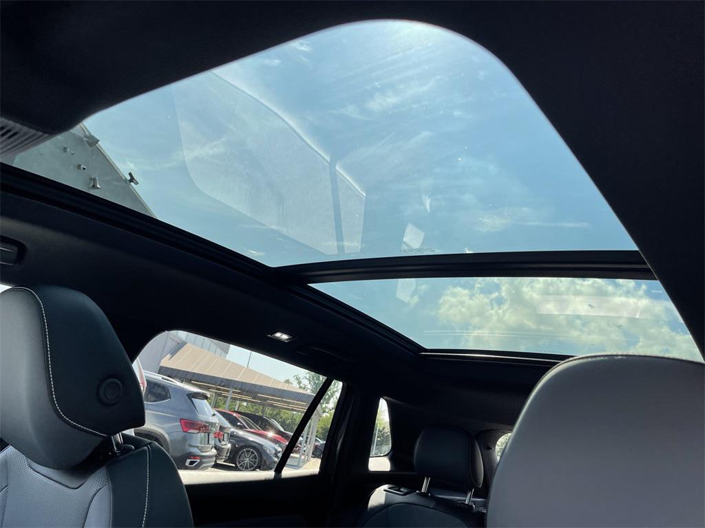 new 2025 Volkswagen Tiguan car, priced at $37,645