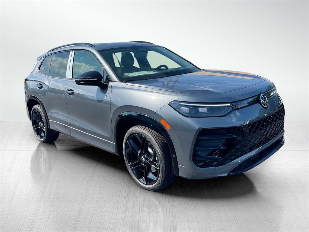 new 2025 Volkswagen Tiguan car, priced at $37,645