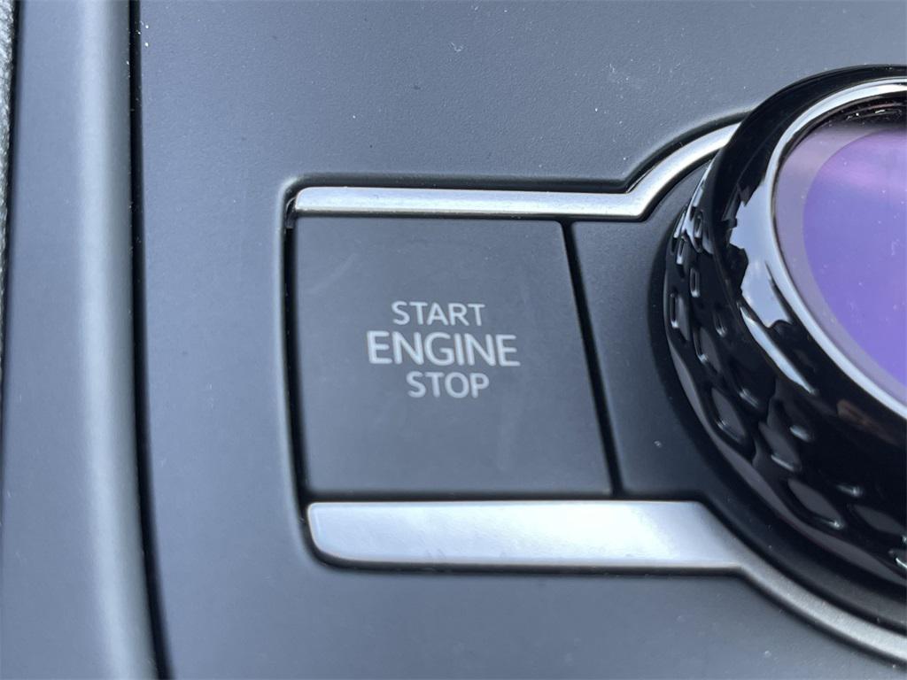 new 2025 Volkswagen Tiguan car, priced at $37,645