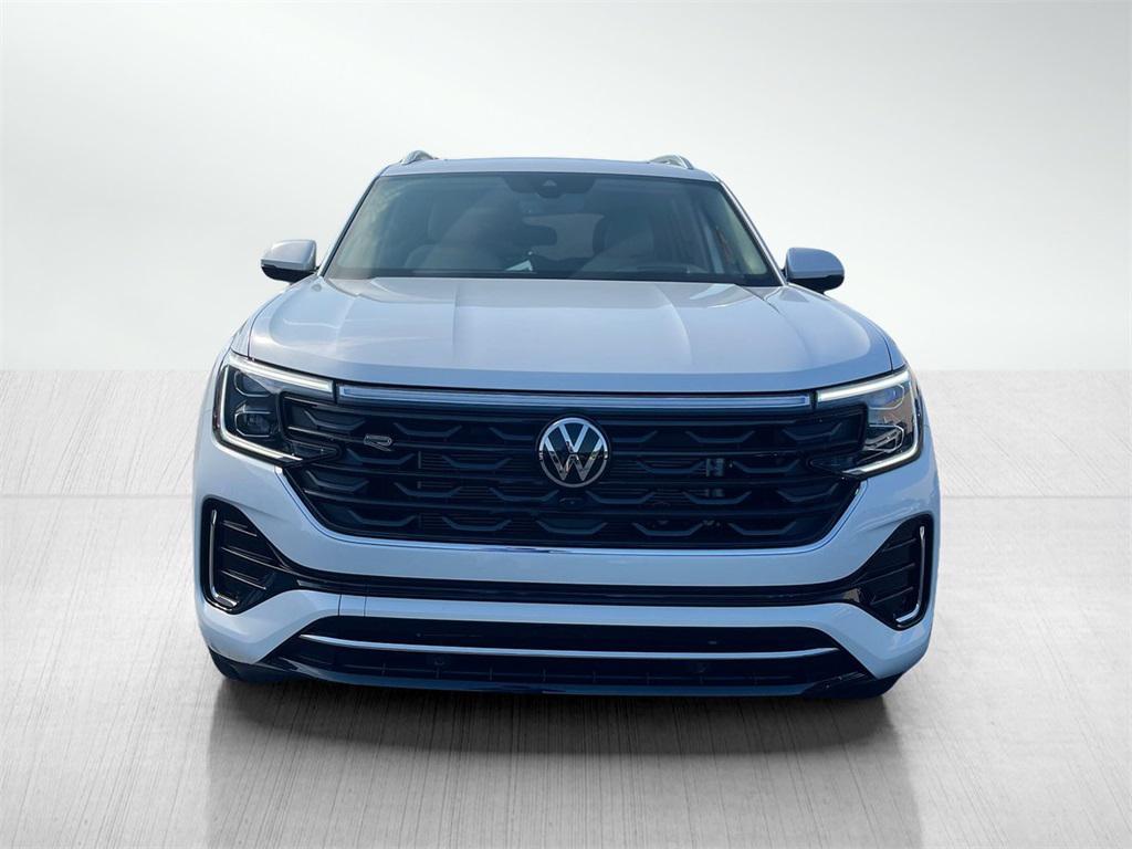 new 2025 Volkswagen Atlas car, priced at $53,605