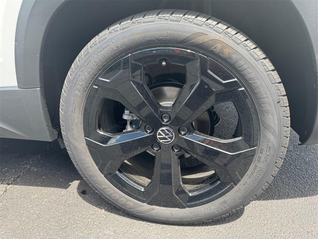 new 2025 Volkswagen Taos car, priced at $31,866