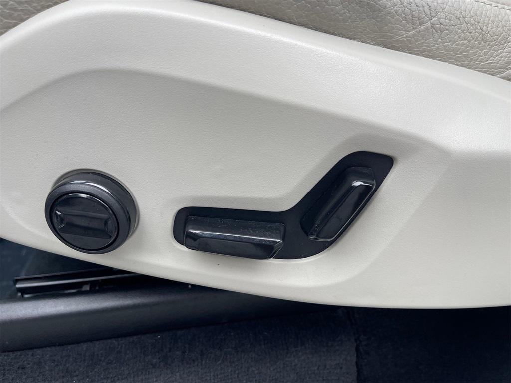 used 2023 Volvo XC90 Recharge Plug-In Hybrid car, priced at $47,992