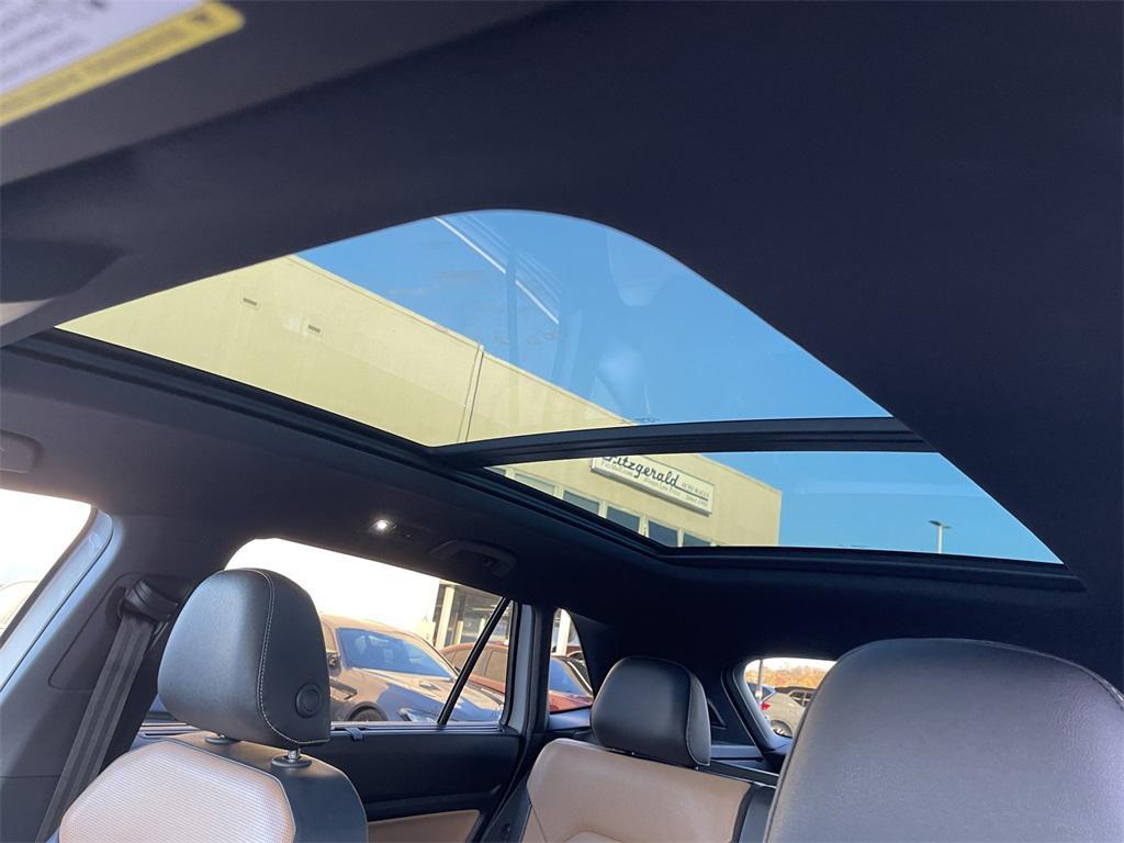 used 2020 Volkswagen Atlas Cross Sport car, priced at $23,990