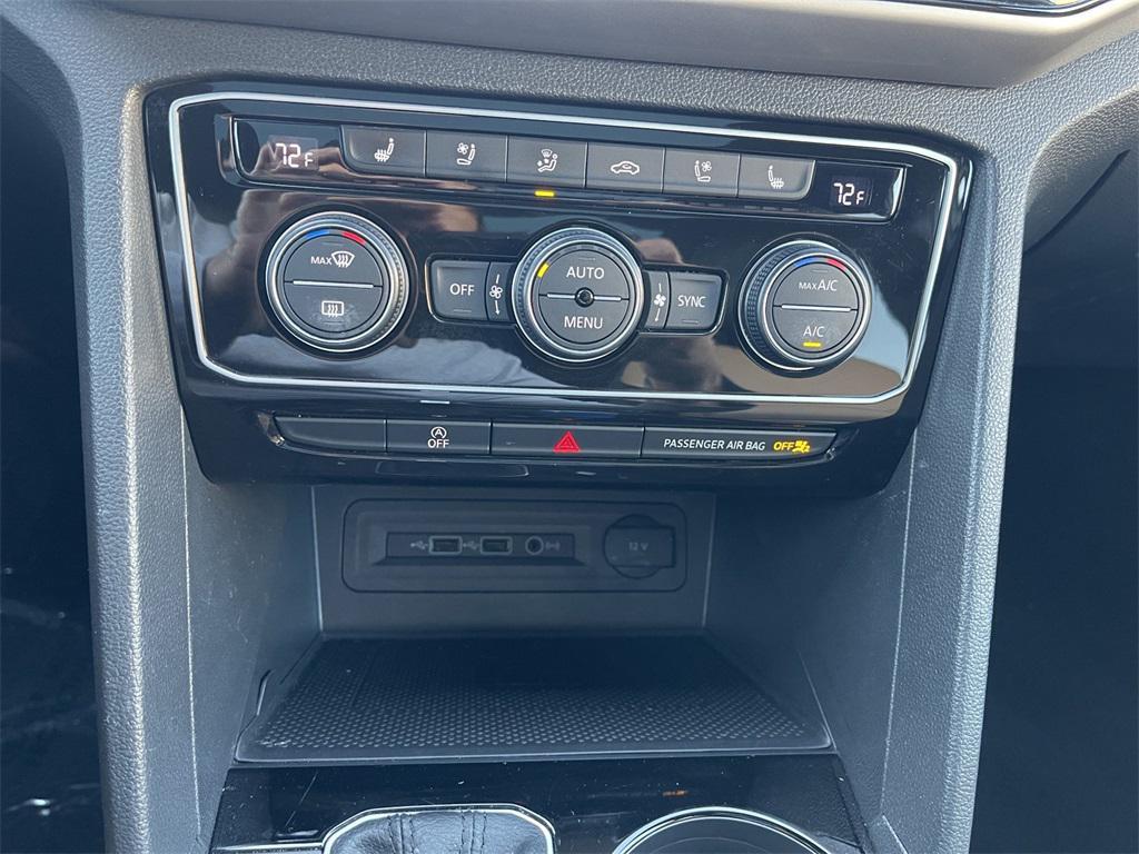 used 2020 Volkswagen Atlas Cross Sport car, priced at $23,990