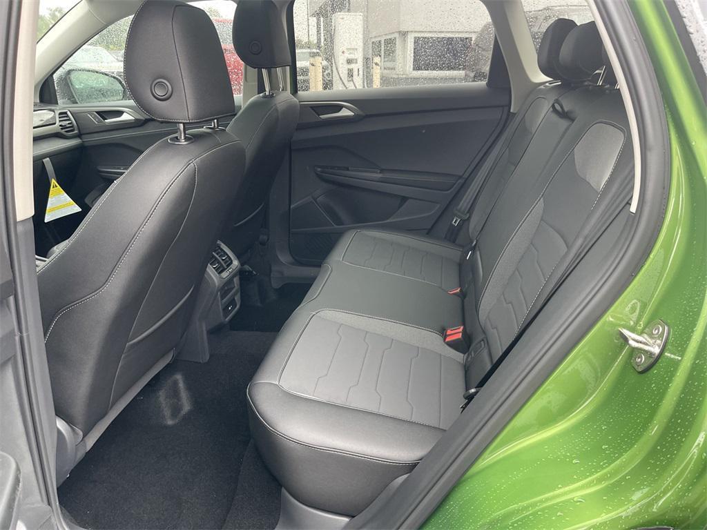 new 2025 Volkswagen Taos car, priced at $31,401