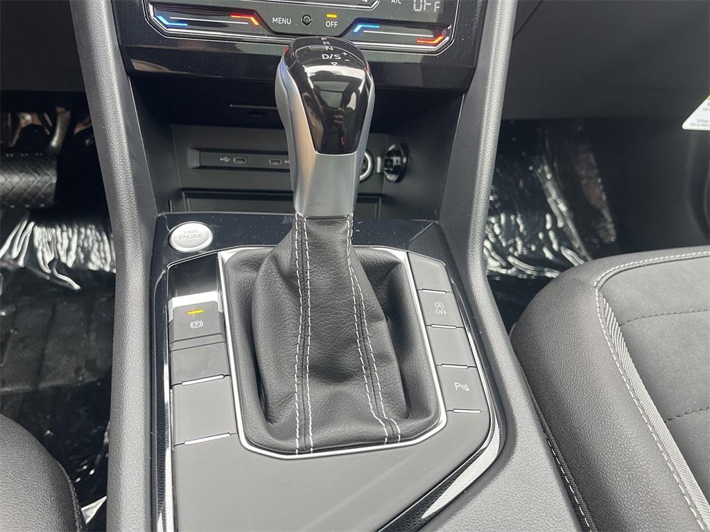 new 2025 Volkswagen Taos car, priced at $31,401