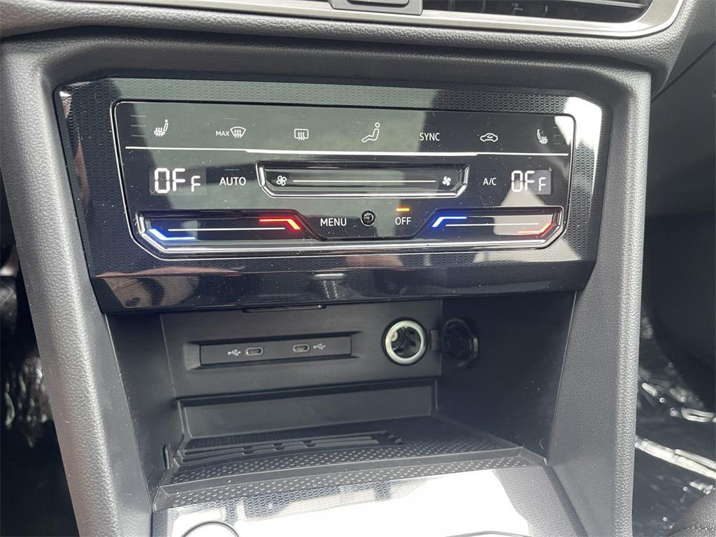 new 2025 Volkswagen Taos car, priced at $31,401