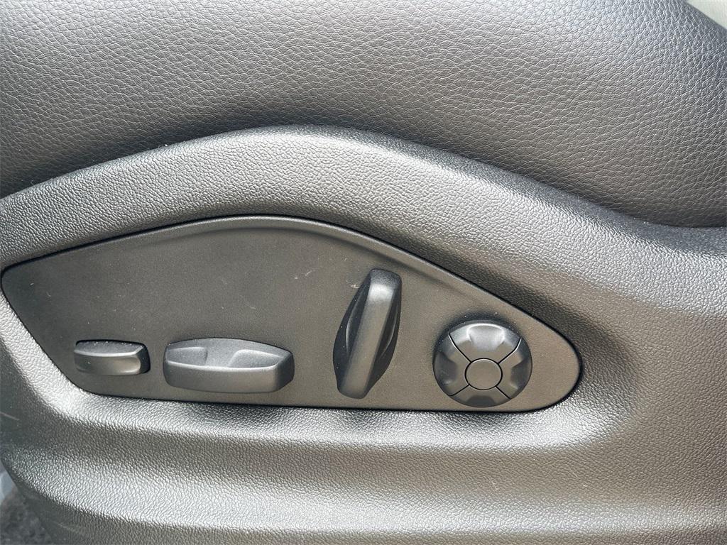 used 2024 Porsche Cayenne car, priced at $76,990