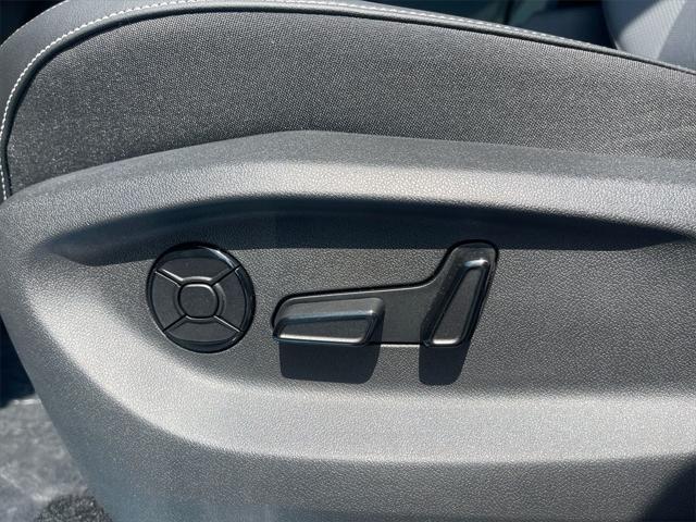 new 2025 Volkswagen Tiguan car, priced at $38,145