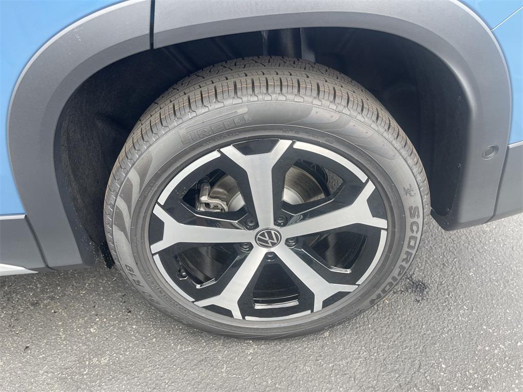 new 2025 Volkswagen Tiguan car, priced at $35,749