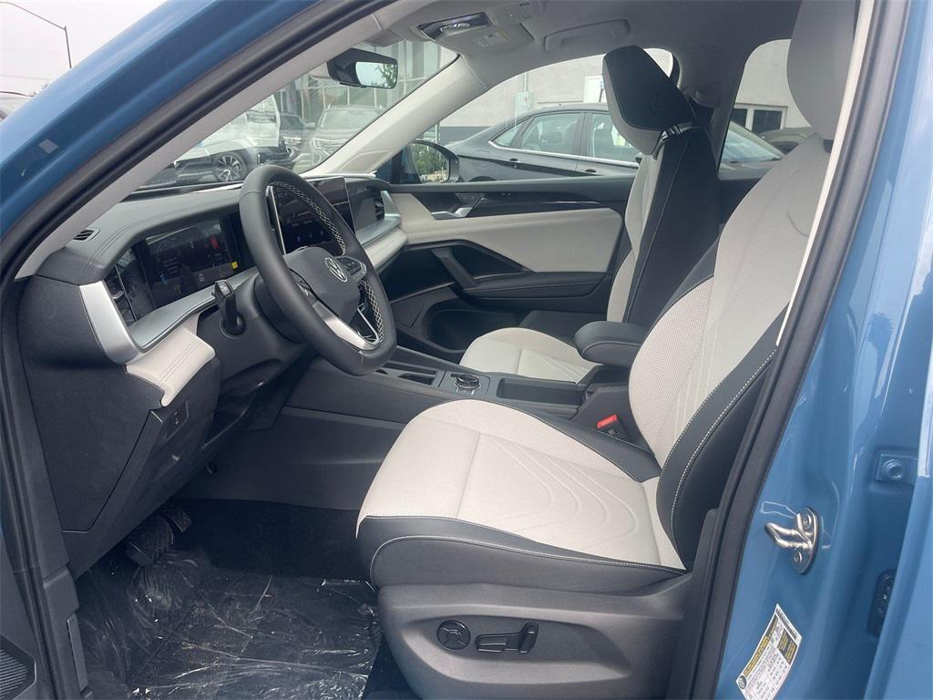 new 2025 Volkswagen Tiguan car, priced at $35,749