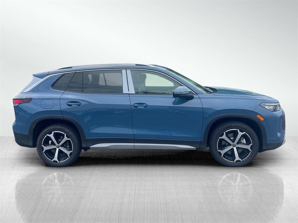 new 2025 Volkswagen Tiguan car, priced at $35,749