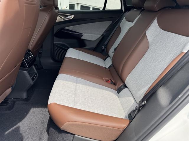 new 2025 Volkswagen ID.4 car, priced at $44,635