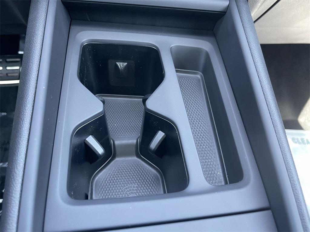 new 2025 Volkswagen Tiguan car, priced at $39,189