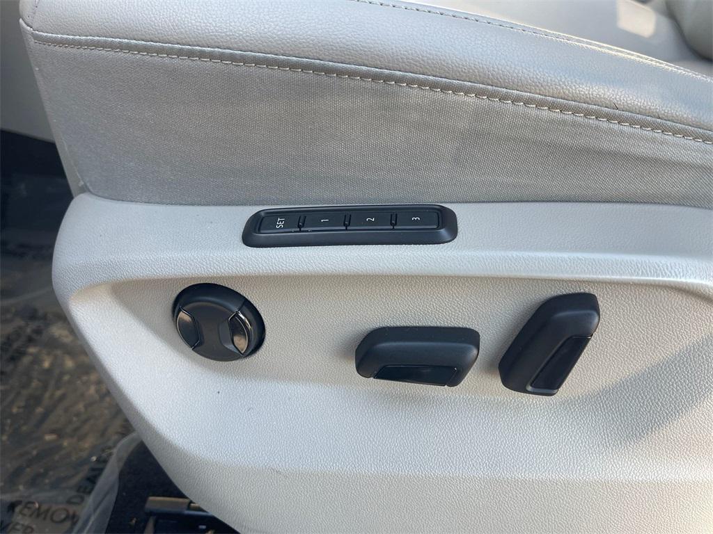 used 2019 Volkswagen Atlas car, priced at $21,990